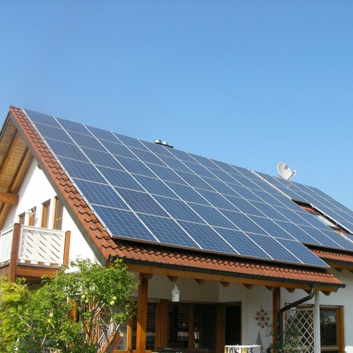 家用太陽能光伏發電的后期維護成本如何？